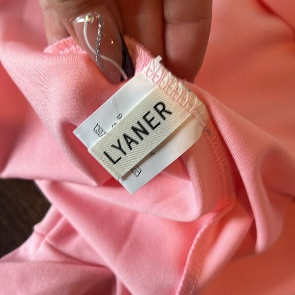 LYANER Warp V Neck Ruffle Short Sleeve A Line Swing Flared Cocktail Party Midi - Picture 9 of 10